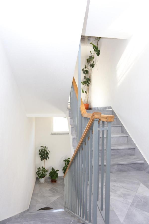 Apartment Slatine 14541D Esterno foto